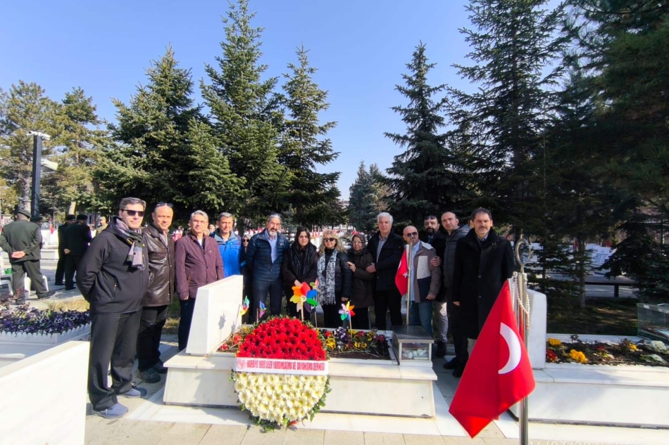 Şehit Devre Arkadaşımız Müh.Bnb. Mithat ÇOLAK'ın Şehadetinin Seneyi Devriyesinde Kabri Başında Anılması.